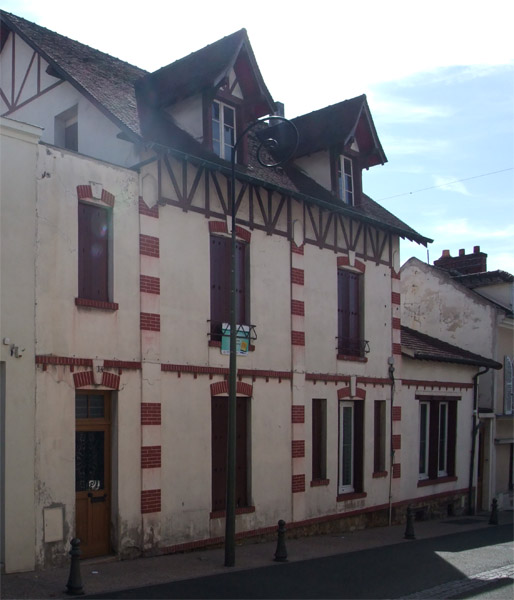Place de la mairie et bureau de poste au début du XXe siècle (Collection Kraimps)
