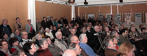 Un public nombreux ID311 04-Conférence-Rues-de-Triel-Le Public