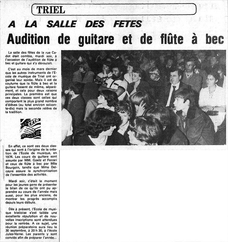 ID334 02 Flute a bec