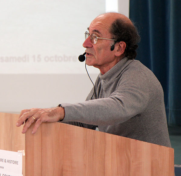 Claude au micro. ID505 01 Conference Halage