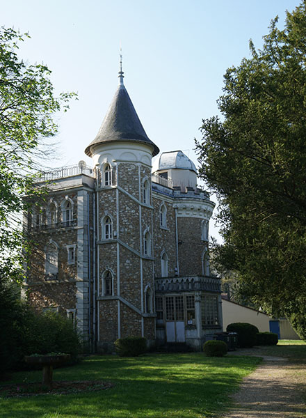 Le Château de la Tour aujourd'hui ID604 01 Chateau de la Tour Aujourdhui